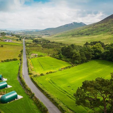 Further Space At Leitrim Lodge Luxury Glamping Pods Mourne Mountains 뉴캐슬 외부 사진